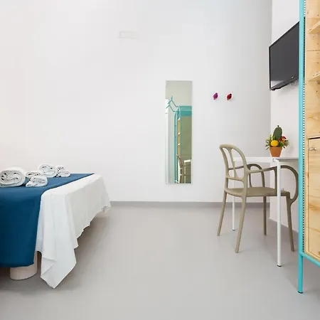 L'uomo E Il Mare Bed & Breakfast