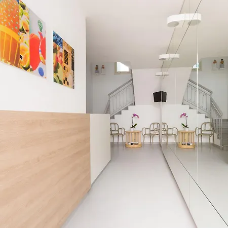 L'uomo E Il Mare Bed & Breakfast 3*